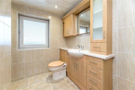 Master En-Suite