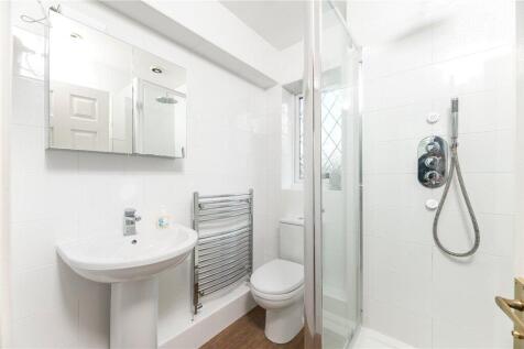 Master En-Suite