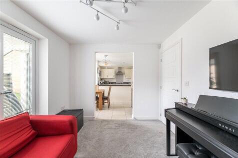 Snug / Dining Room