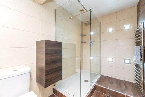 Master En-Suite