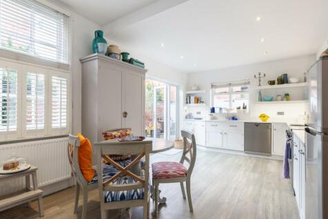 kitchen-2.jpg