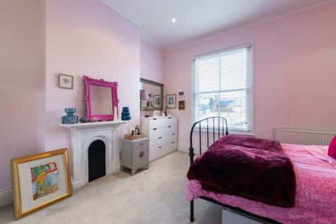 bedrooms-7.jpg