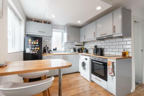 kitchen-2.jpg