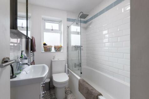 bathroom-1.jpg