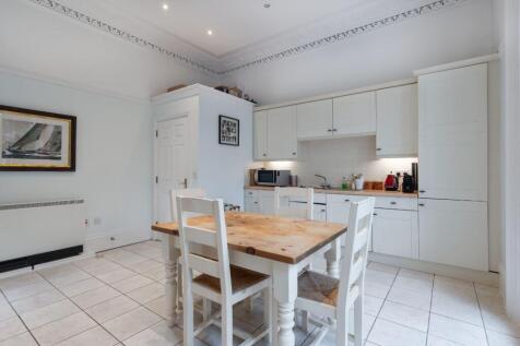 kitchen-4.jpg