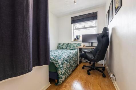 bedrooms-3.jpg
