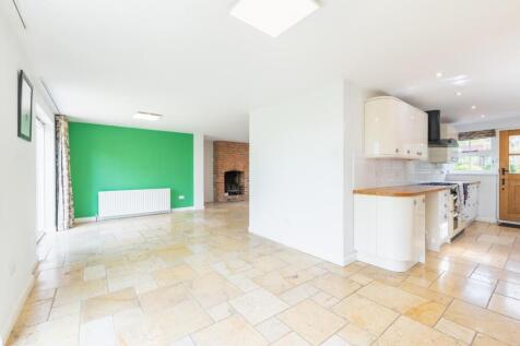 living room-1.jpg