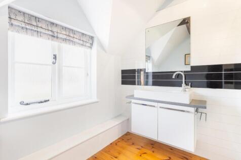 shower room-1.jpg