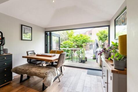 living dining room-2.jpg