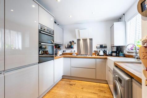 kitchen-2.jpg