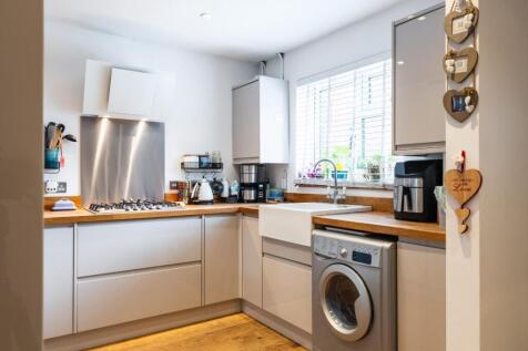 kitchen-1.jpg