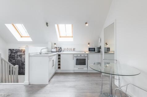 LIVING ROOM KITCHEN-4.jpg