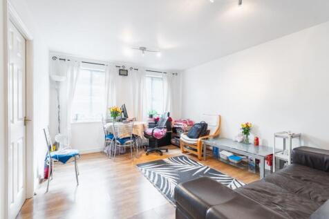 living room-1.jpg