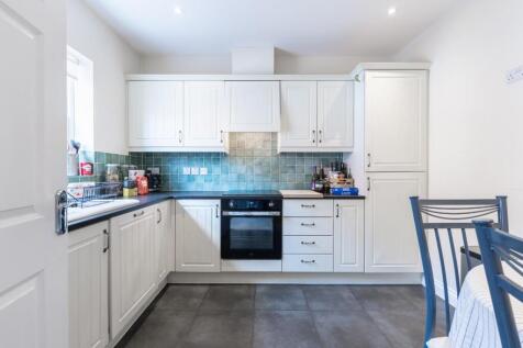 kitchen-1.jpg