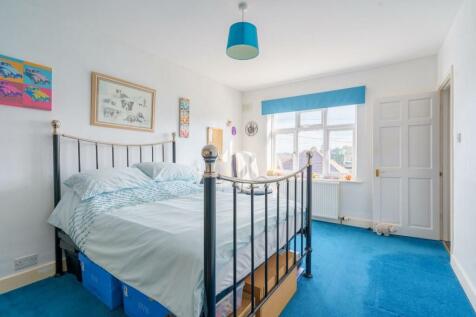 MT08 2 Stowey park _ 14 Double Bedroom -3.jpg