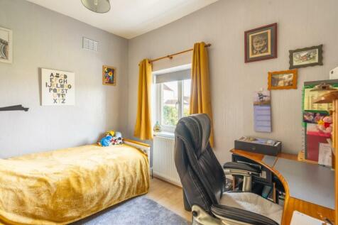MT08 2 Stowey park _ 10 Single Bedroom -1.jpg