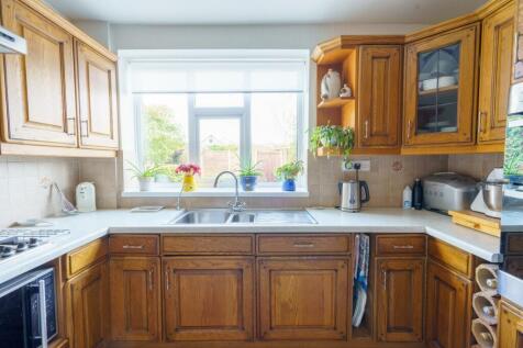 MT08 2 Stowey park _ 6 Kitchen -7.jpg
