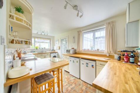 3 Kitchen - Mark Templer 20 Stowey Park RD - Real 