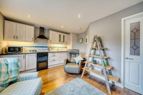 N2 - Annex Kitchen.jpeg