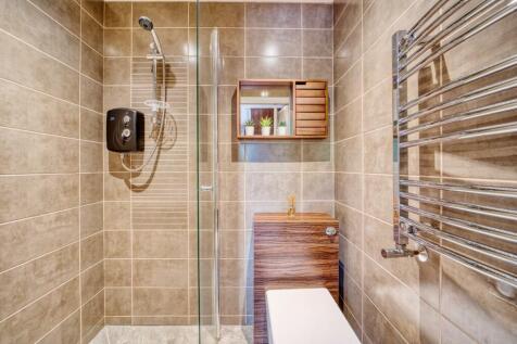 N4 - Annex ensuite.jpeg