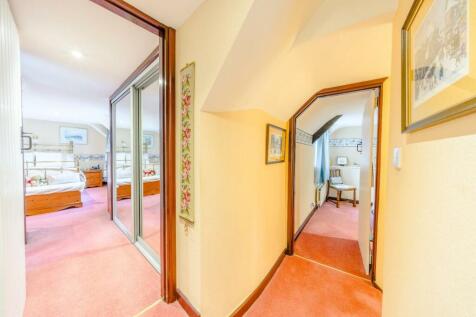 16 Church Road HALLWAY - Real estate photography b