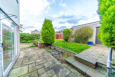 1.7.5 - rear garden.jpg