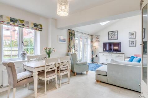 1.4 - dining living area.jpg