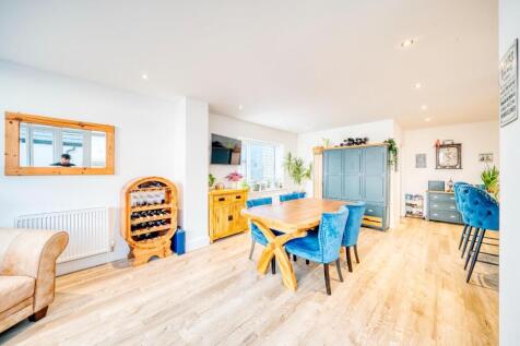 2 Stallings close -  Mark Templer - PhotoCB 73.jpe