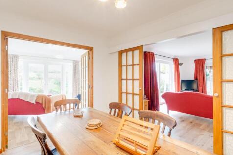 6 - dining room.jpg