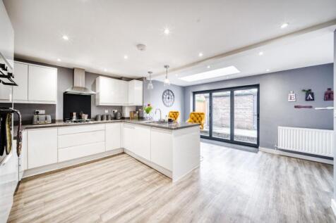 121 HIGH STREET YATTON-31.jpg