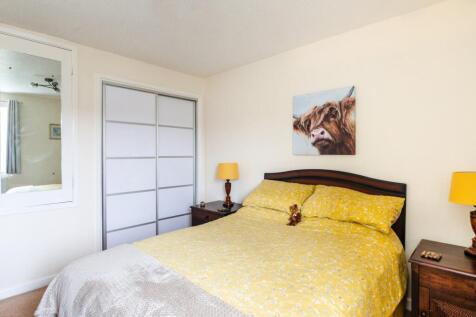 10.15 - bed 1.jpg