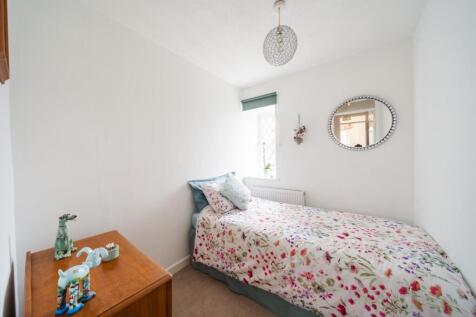 10.11 - bed 3.jpg