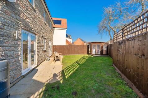 3 Six Acres close Churchil BS25 5A-77.jpg