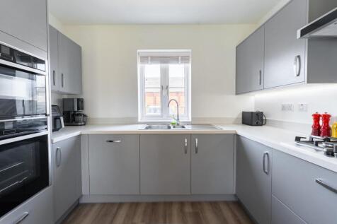 3 Six Acres close Churchil BS25 5A-62.jpg