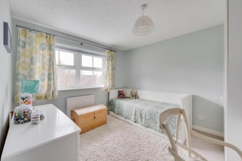 1.18 - bedroom.jpg