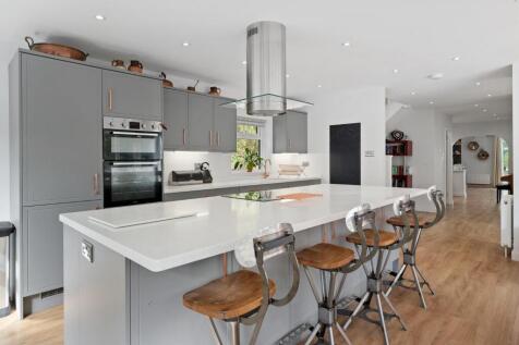 breakfast bar