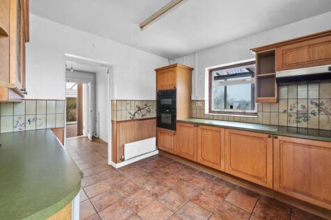 Fair Meadows, Streamcross, Claverham, BS49 4QA 39.