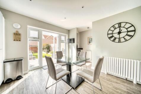 67 Moorhen Rd- Mark Templer - PhotoCB 19.jpeg