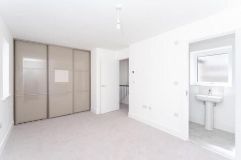 9 - bedroom 1.jpg