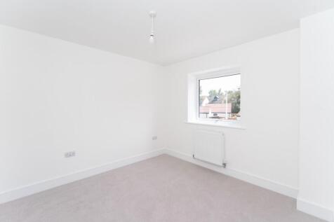 11 - bedroom.jpg