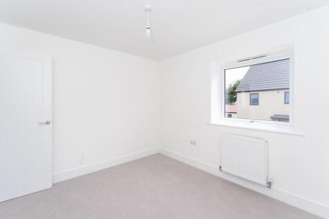 13 - bedroom.jpg