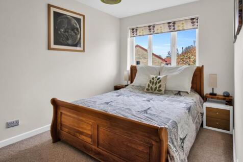 1.6 - bedroom.jpg