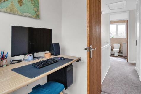 1.8 - bedroom.jpg