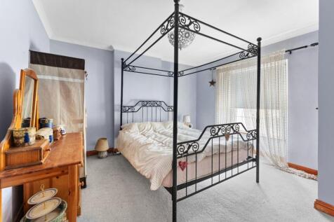 15 North End Road, Yatton, BS49 4AL 14.jpg
