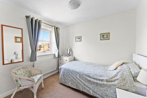31 Grange Farm Rd  BS49 4RB 25.jpg