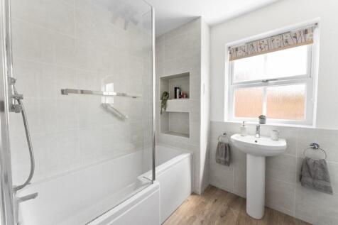 31 Grange Farm Rd  BS49 4RB 36.jpg