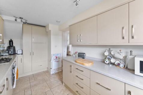 215 Mendip Road Yatton BS49 4ED 22.jpg