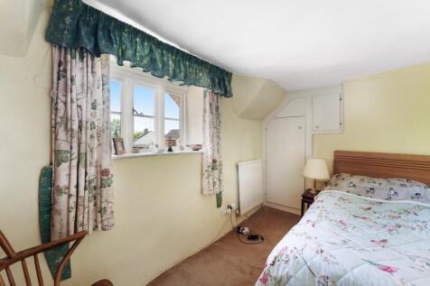 19 - bed 3.jpg