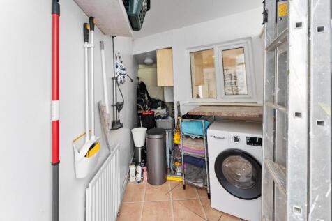 138 Claverham Road BS49 4LQ 44.jpg