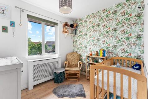 1.10 - bedroom.jpg